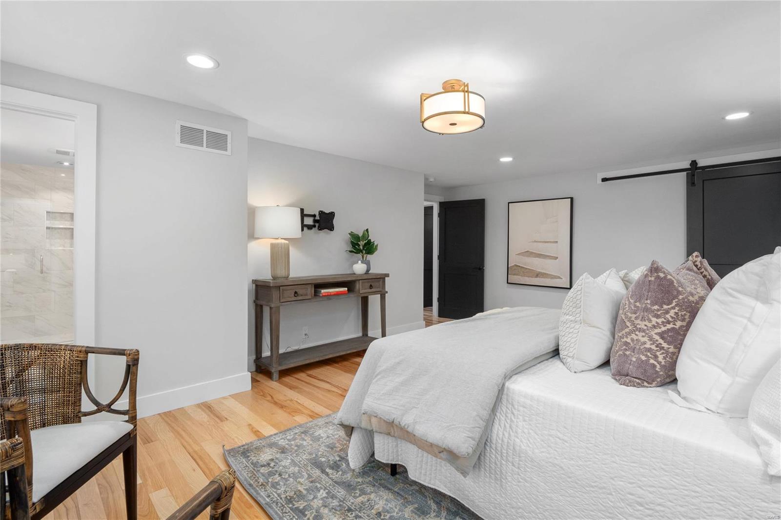 Windmoor Place South - Residential