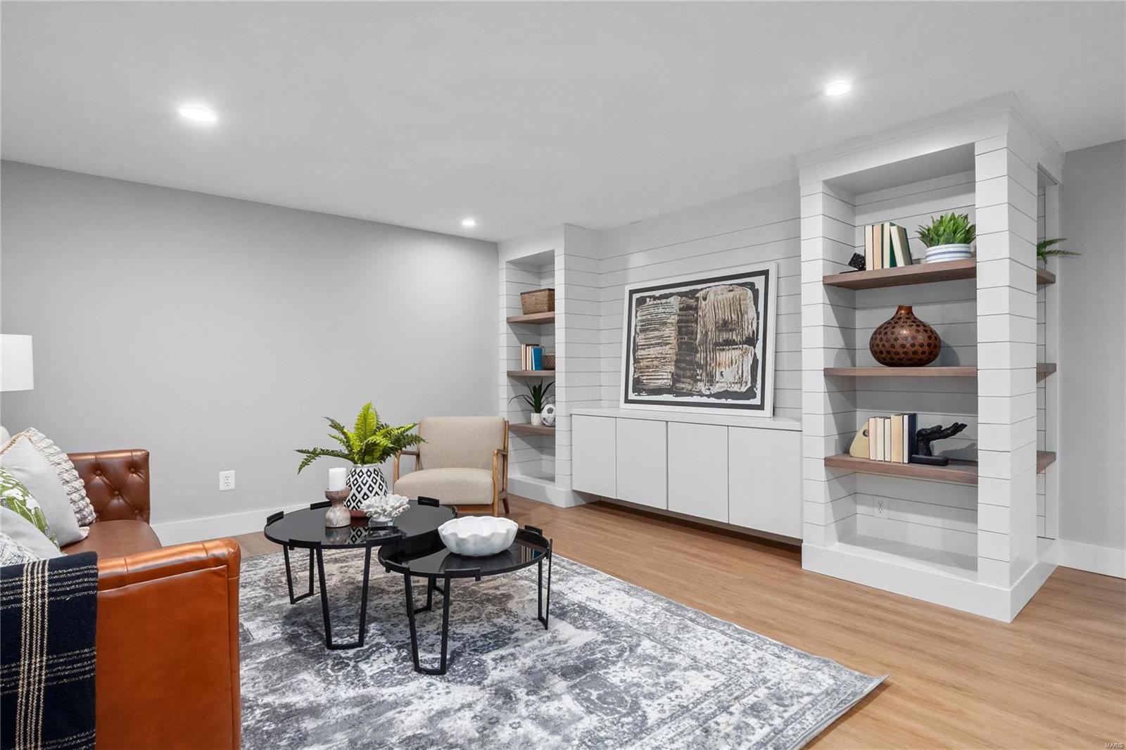 Windmoor Place South - Residential