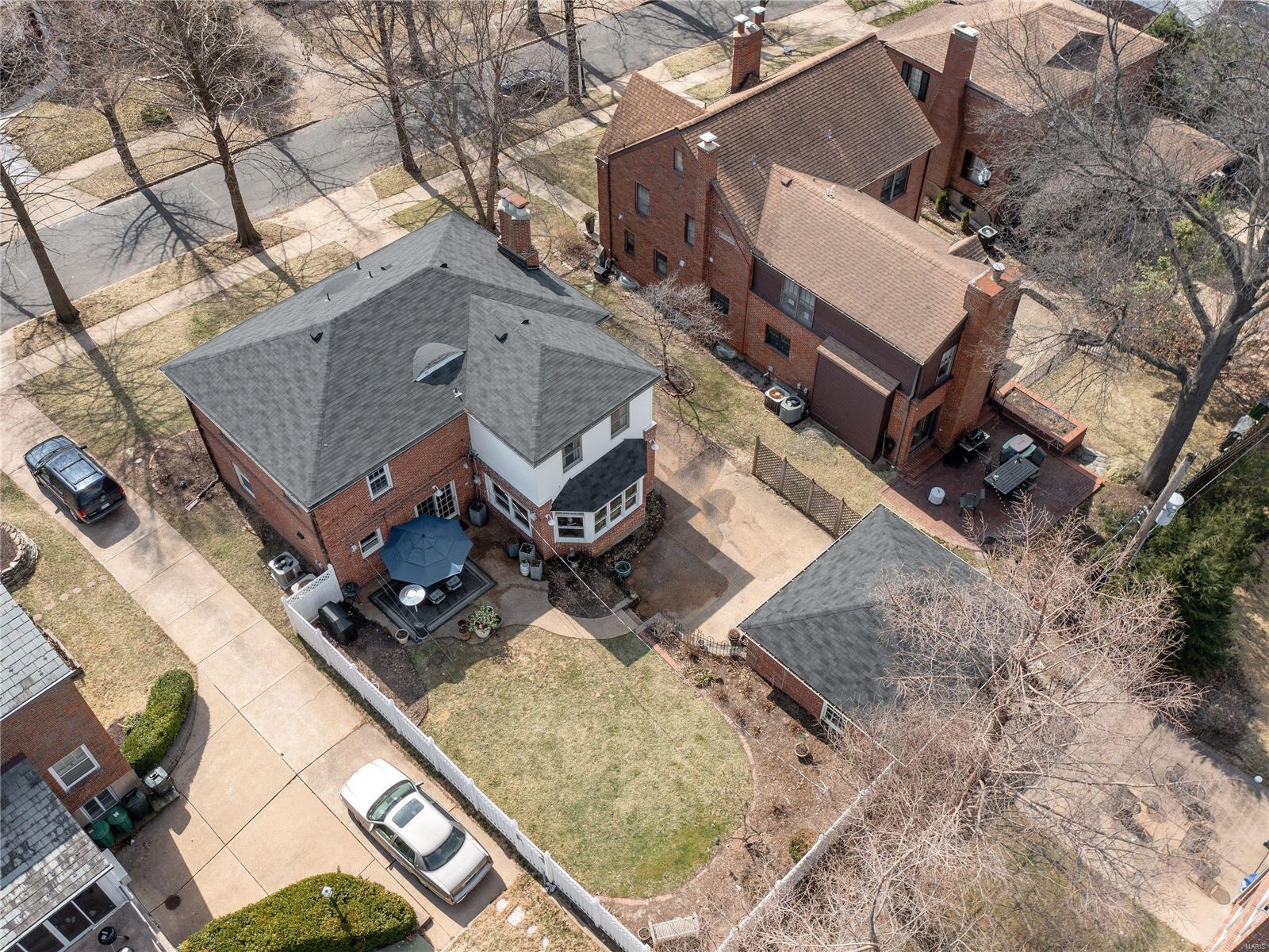 Davis Place - Residential