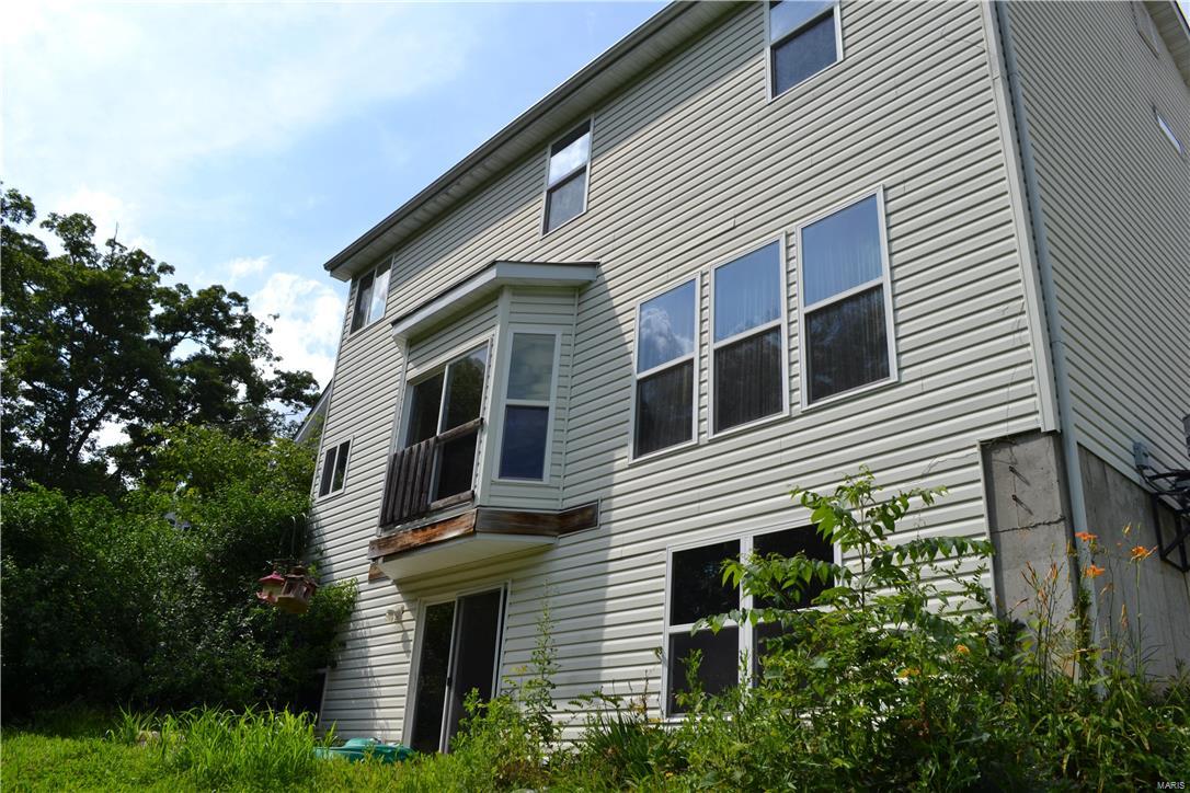Peine Lake Estate #1 - Residential Lease