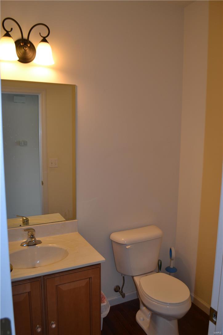 Peine Lake Estate #1 - Residential Lease