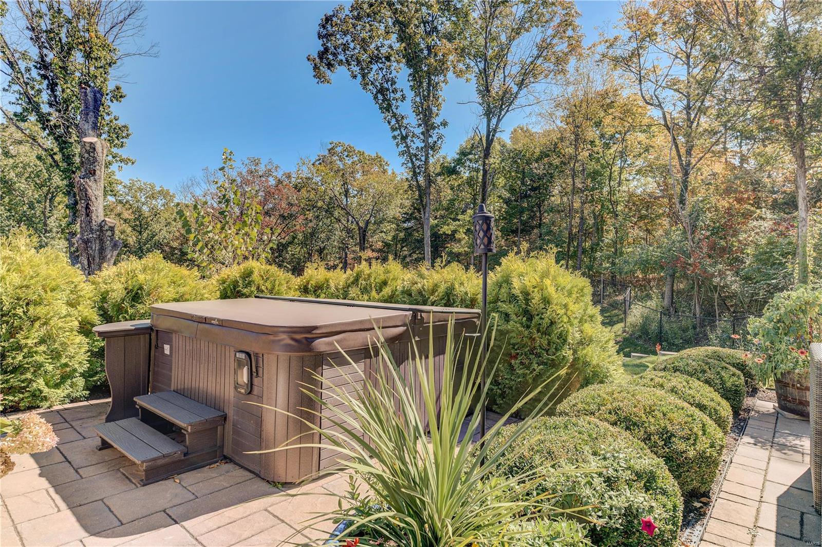 Stonehenge Manor 1 - Residential