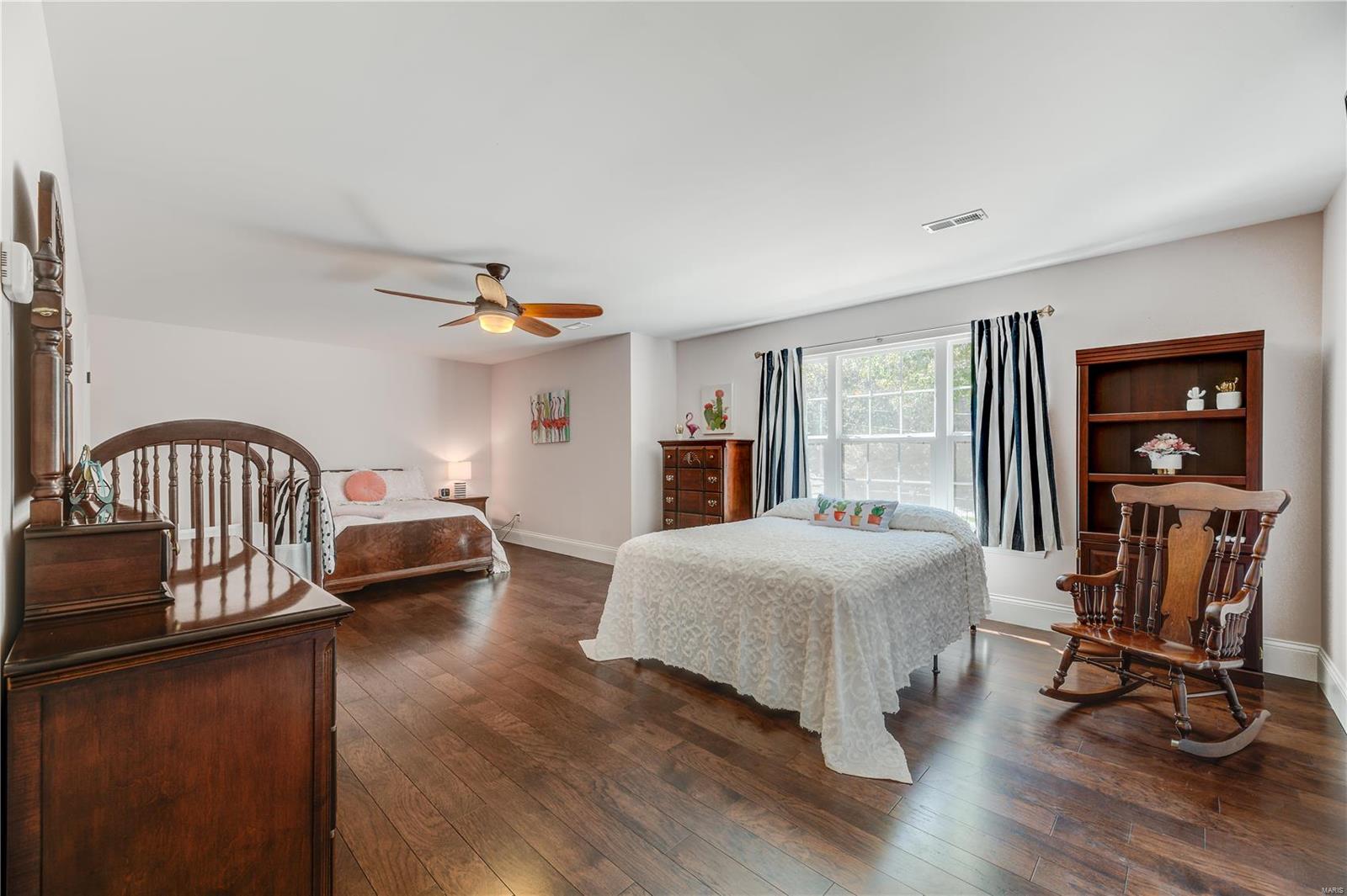 Stonehenge Manor 1 - Residential