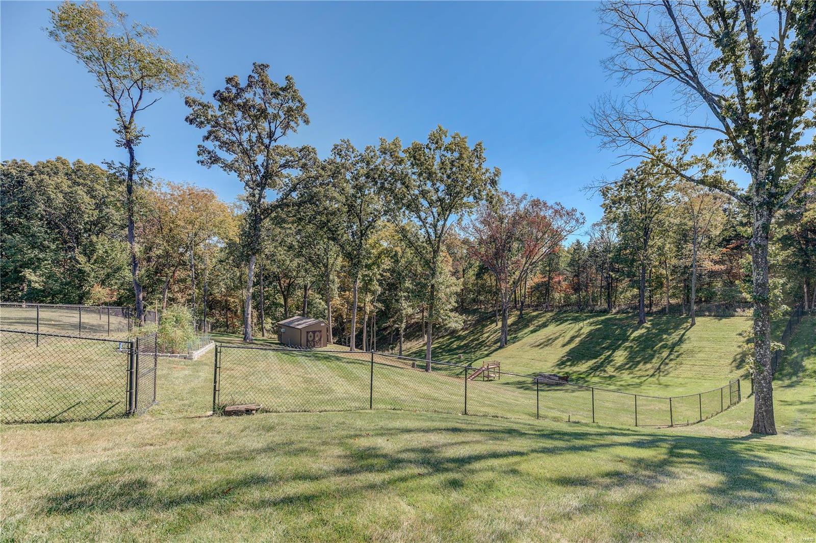 Stonehenge Manor 1 - Residential