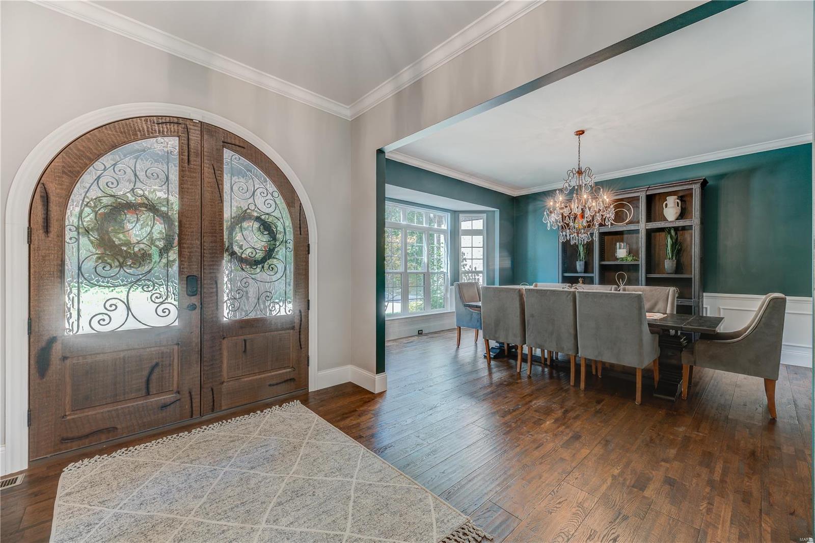 Stonehenge Manor 1 - Residential