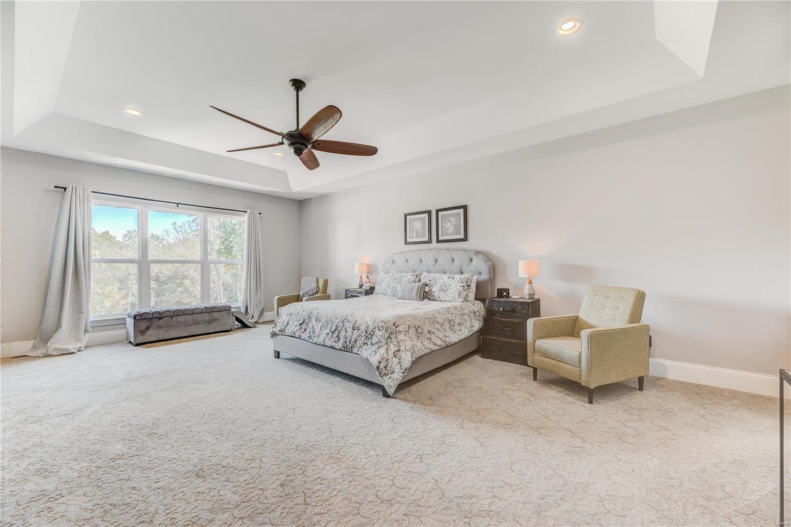 Stonehenge Manor 1 - Residential