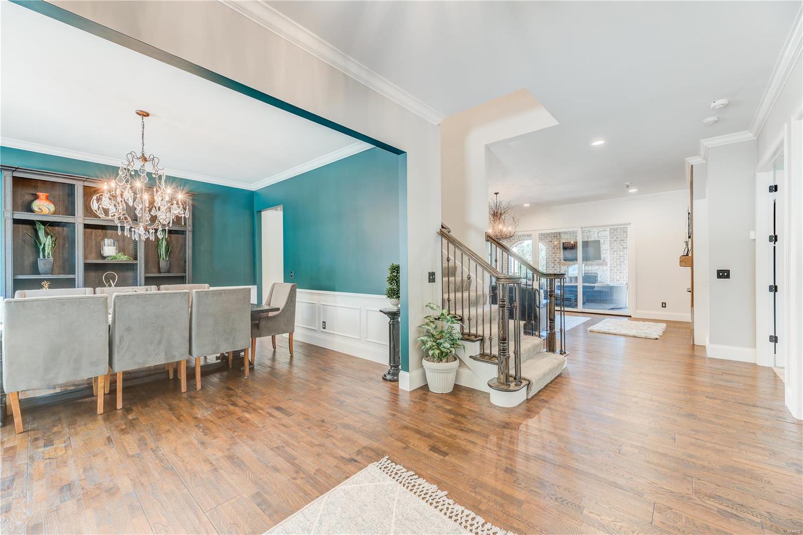 Stonehenge Manor 1 - Residential