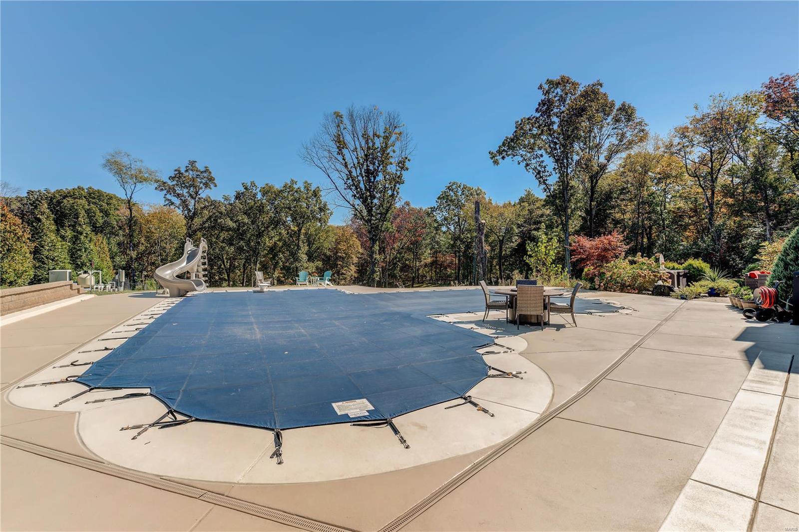 Stonehenge Manor 1 - Residential