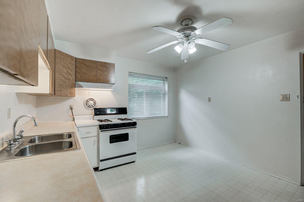 Monclay Place Condo - Residential