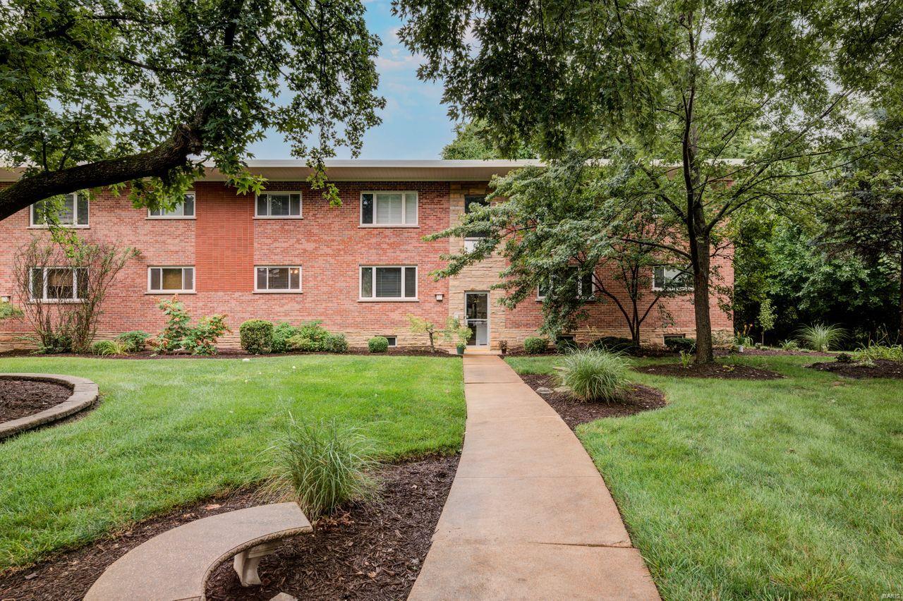 Monclay Place Condo - Residential