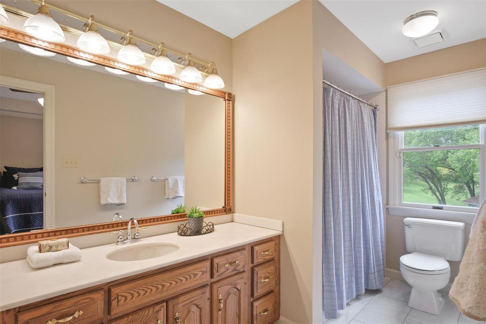 Essex Point - Residential