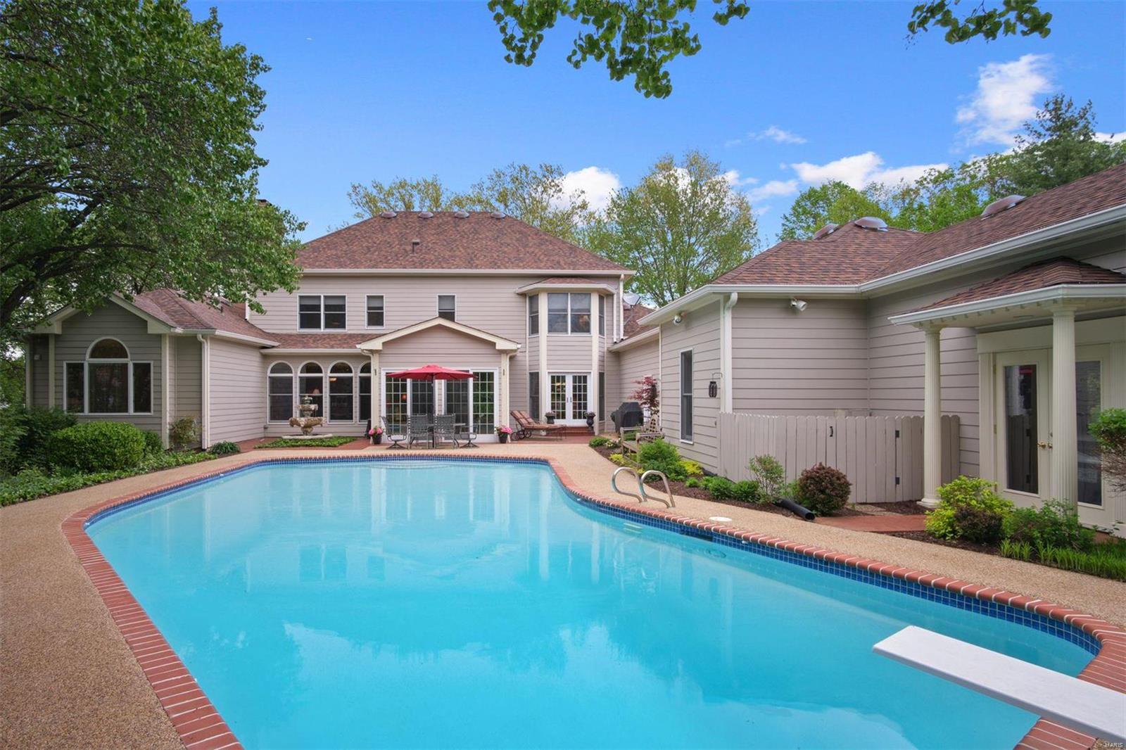 Essex Point - Residential