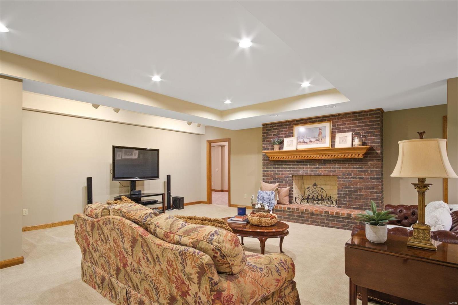 Essex Point - Residential