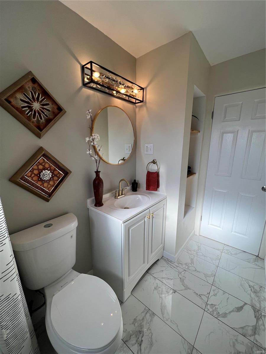 Crown Point Manor - Residential