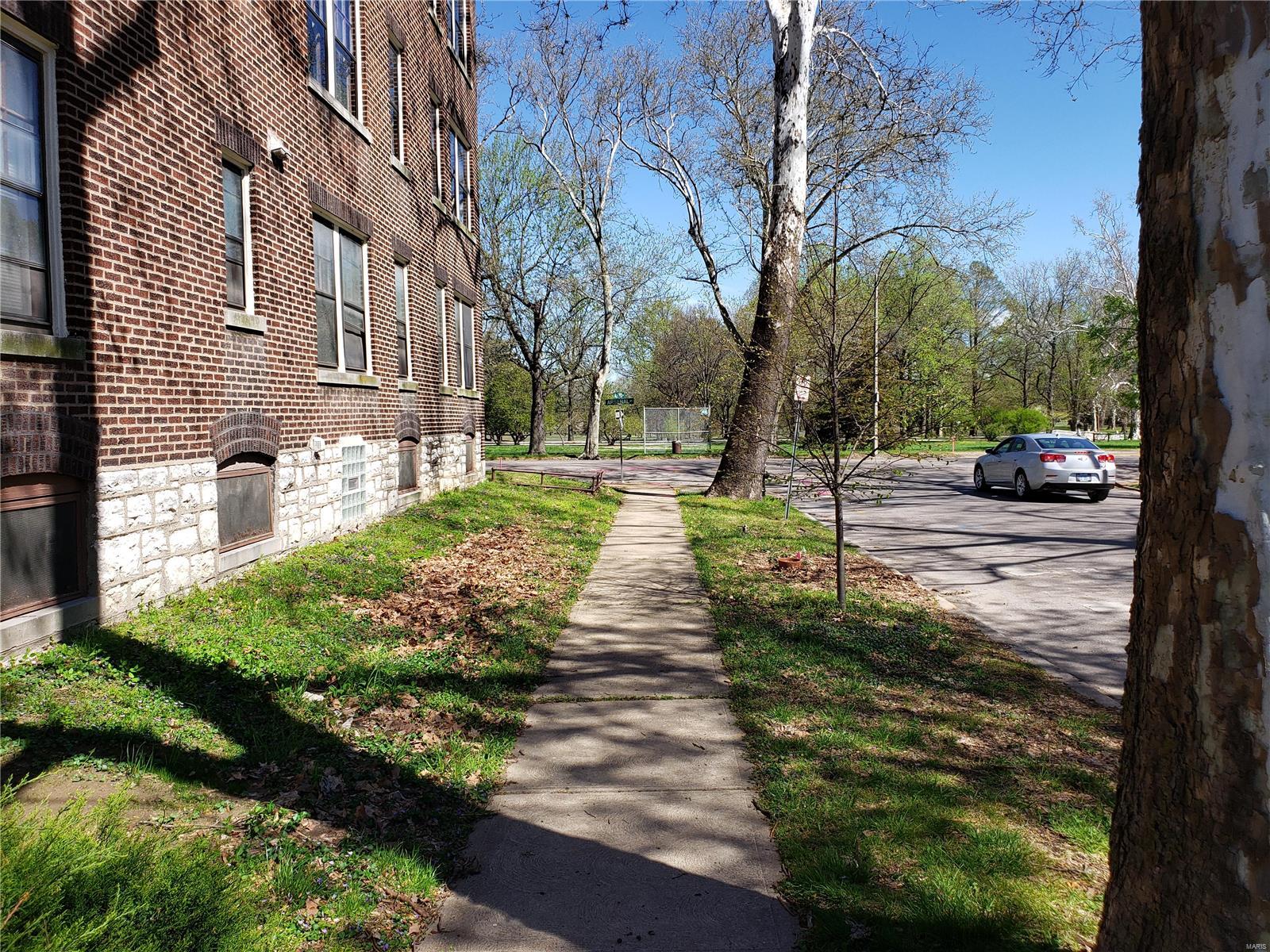 4400 Arsenal Condominiums - Residential Income