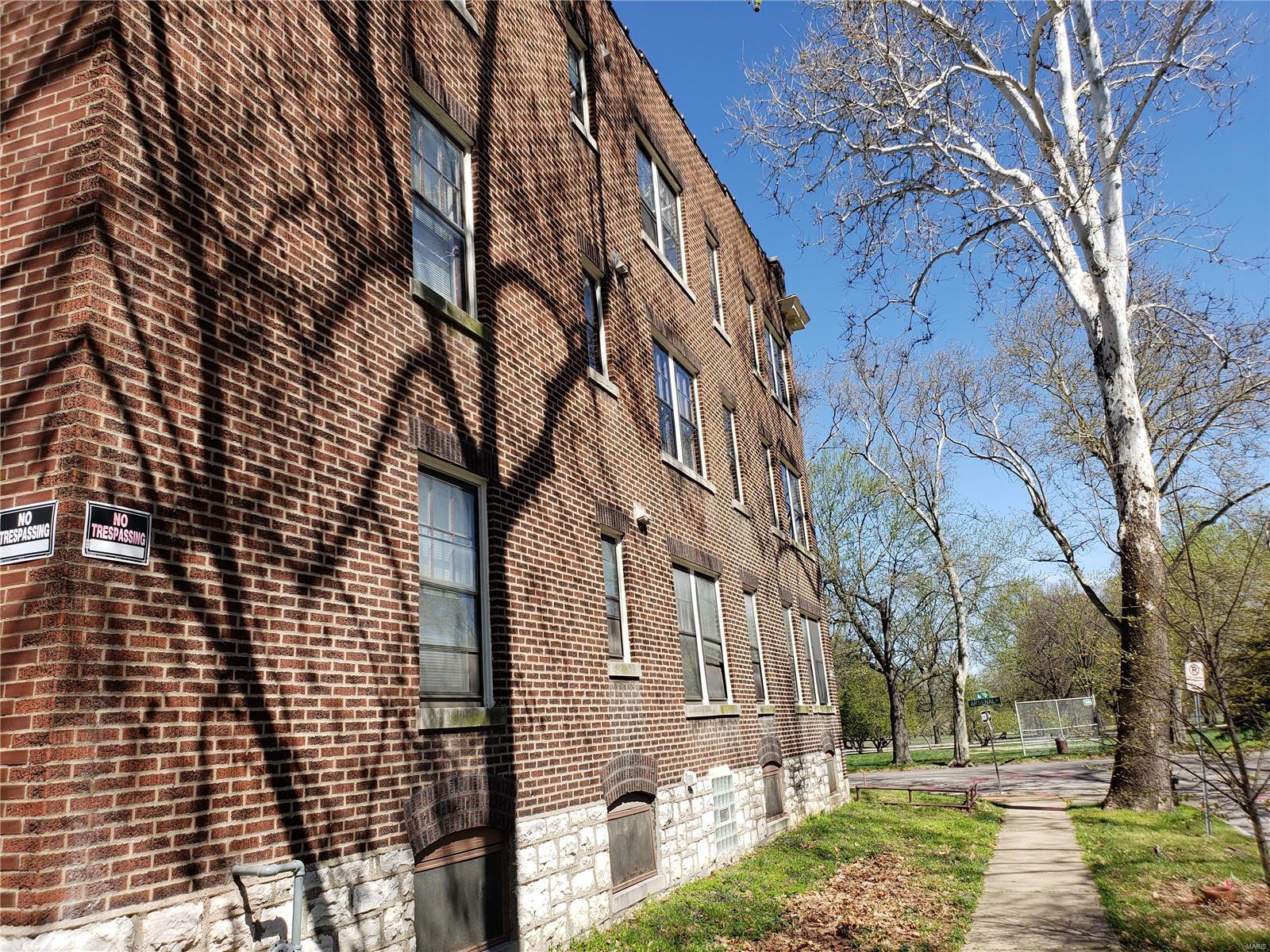 4400 Arsenal Condominiums - Residential Income