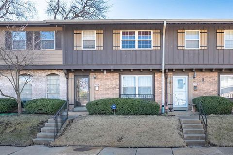 8702 Santa Bella Drive Hazelwood MO 63042