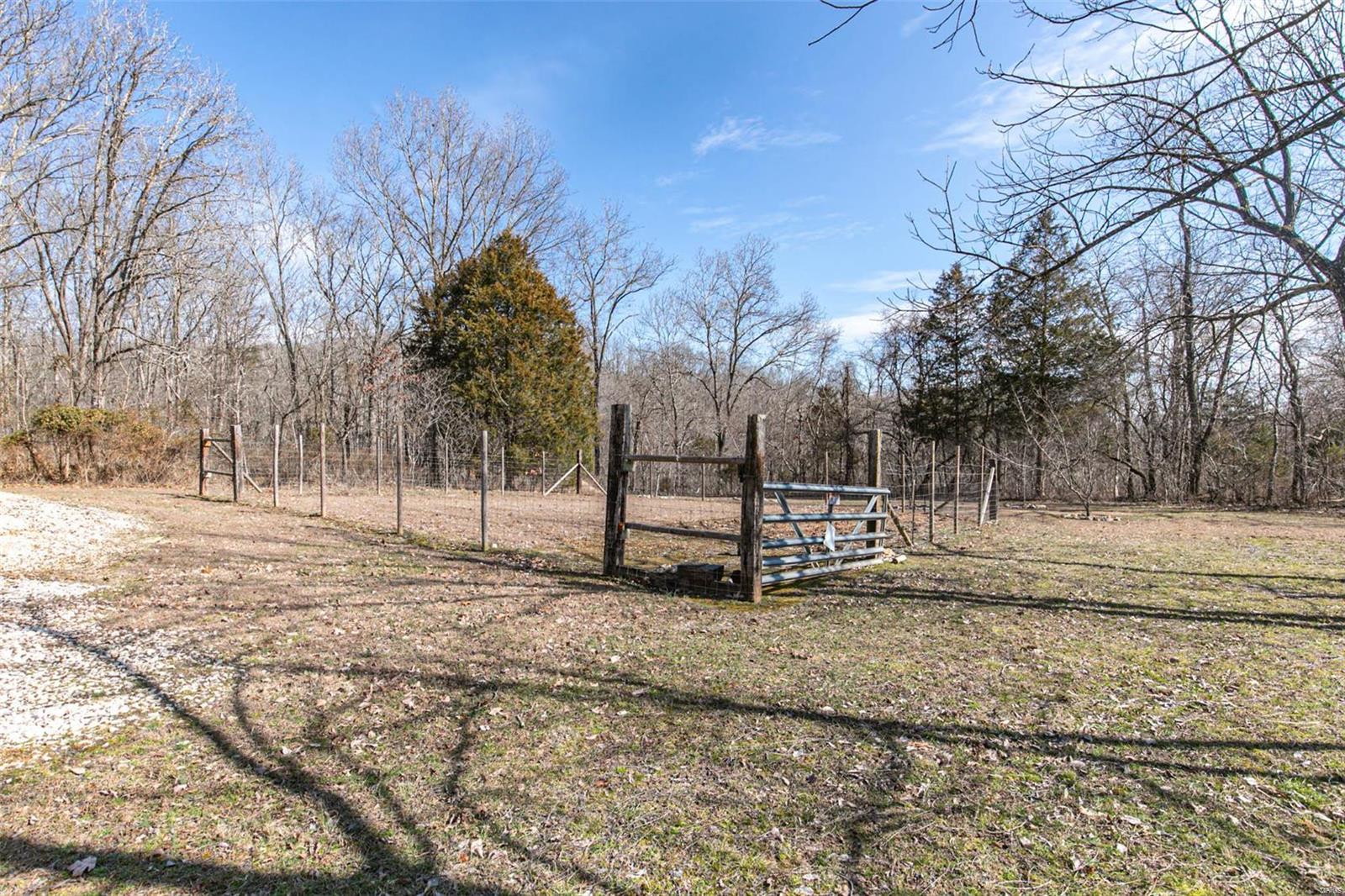 NON SUBDIVISION - Farm