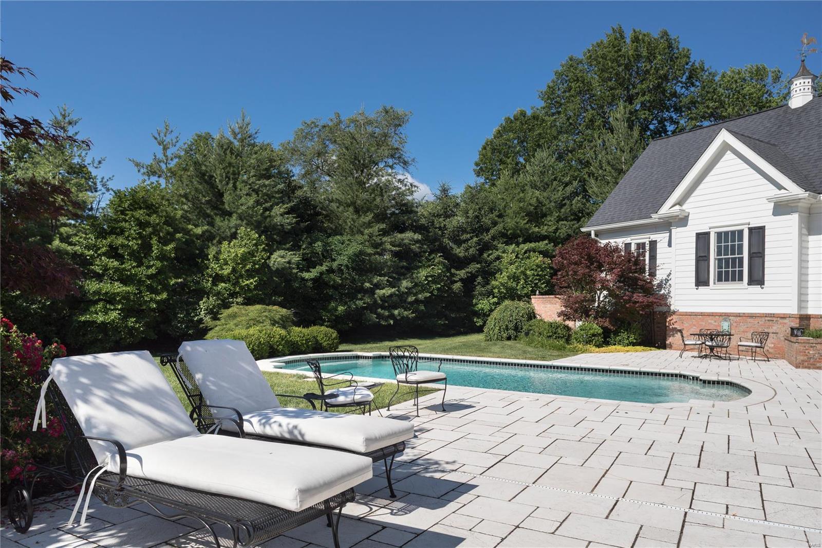 Scheidt Estate18M - Residential