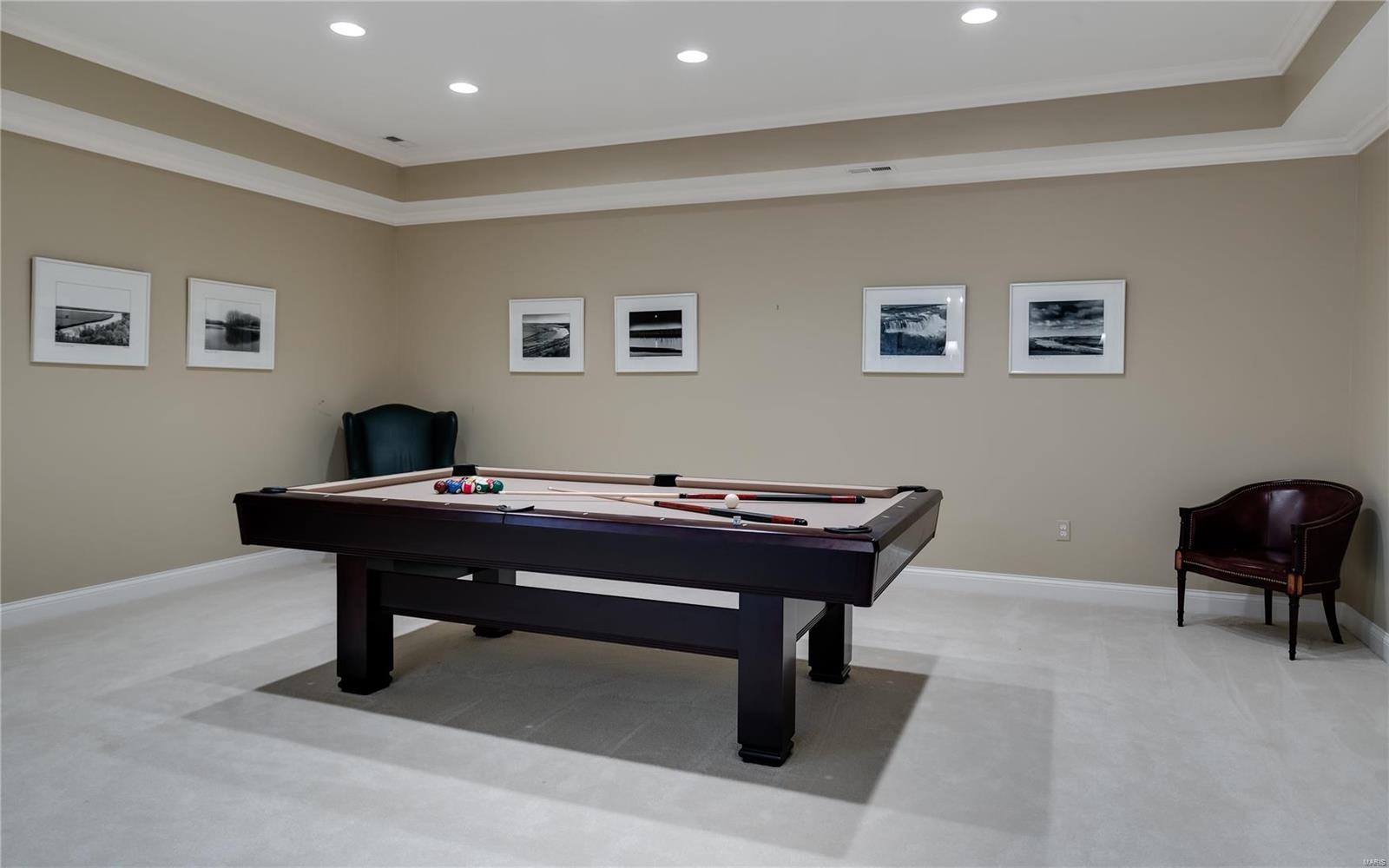 Scheidt Estate18M - Residential