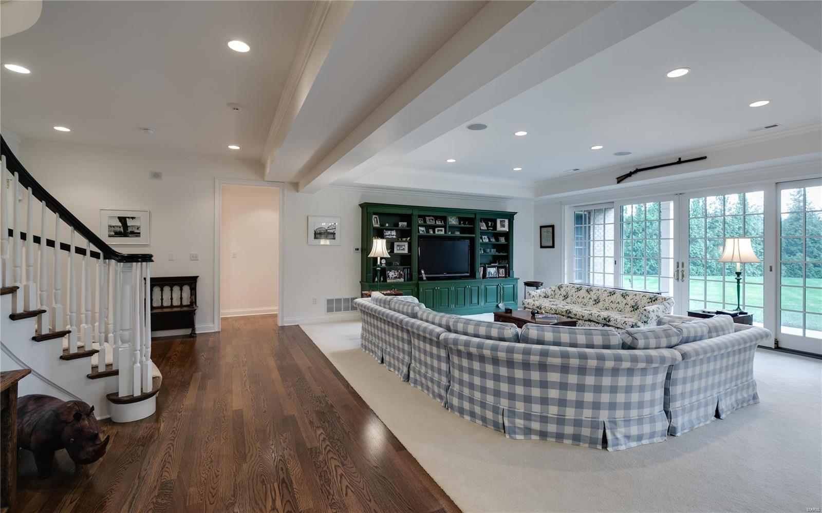 Scheidt Estate18M - Residential