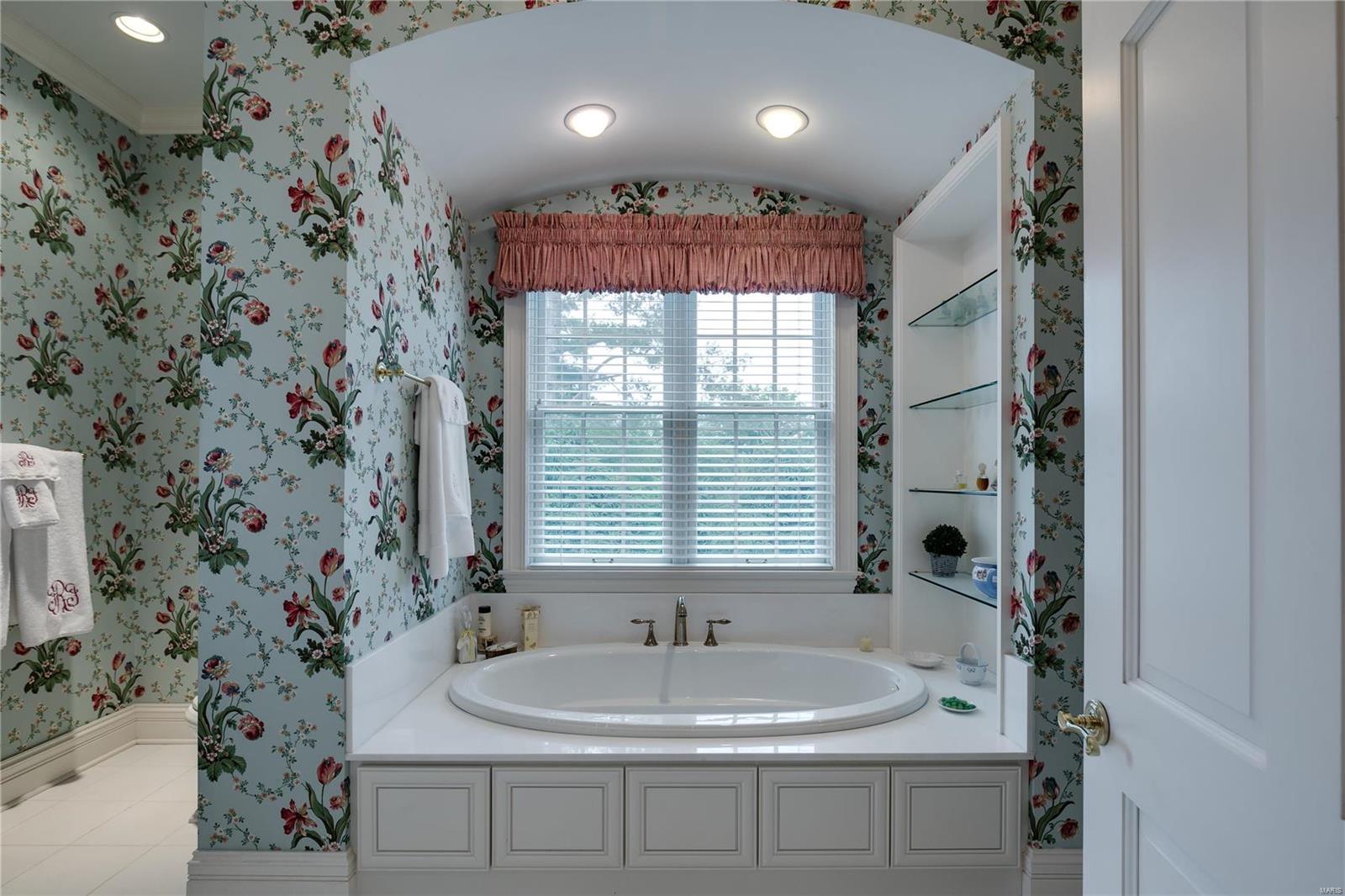 Scheidt Estate18M - Residential