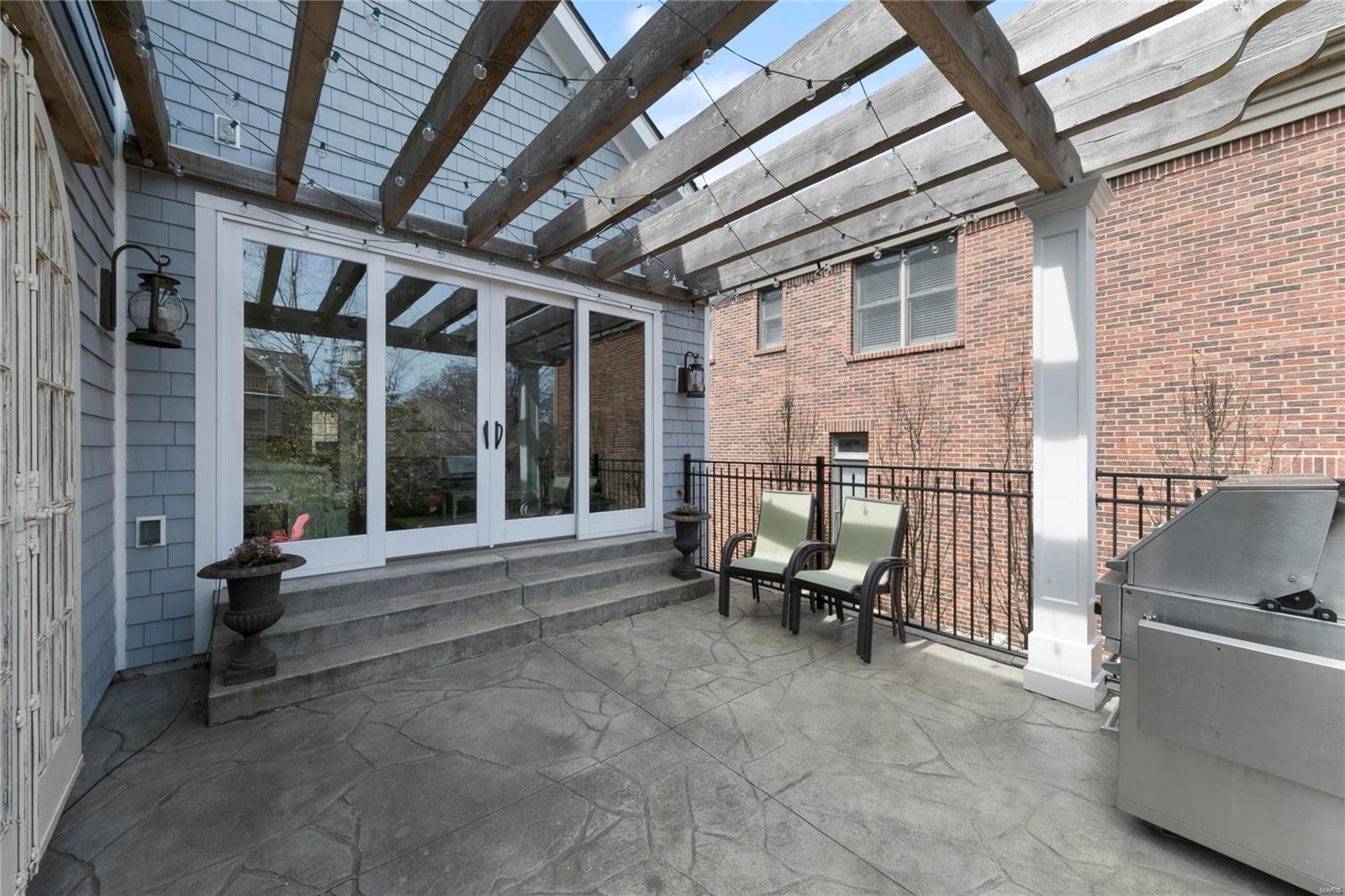 N Bemiston - Residential