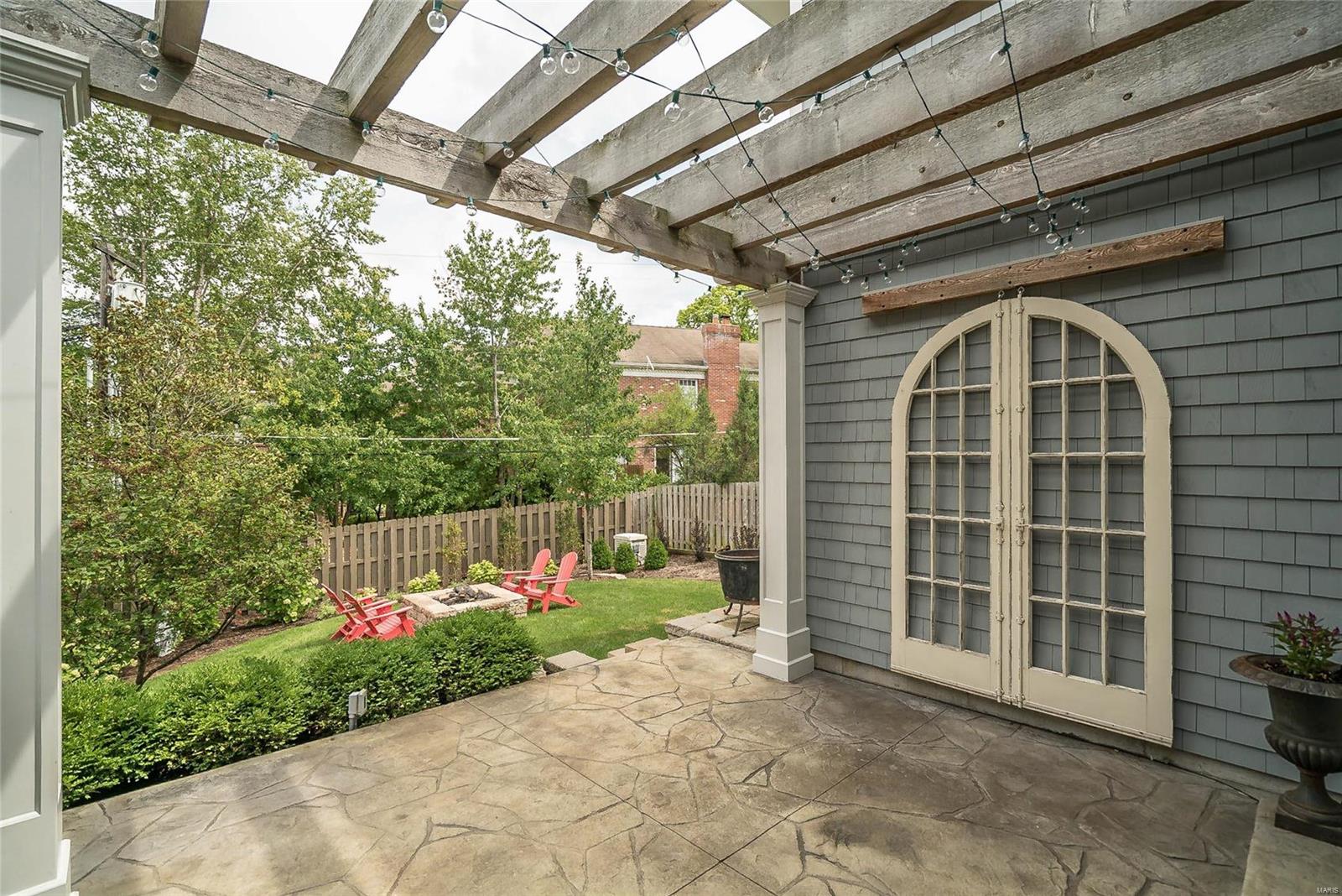 N Bemiston - Residential