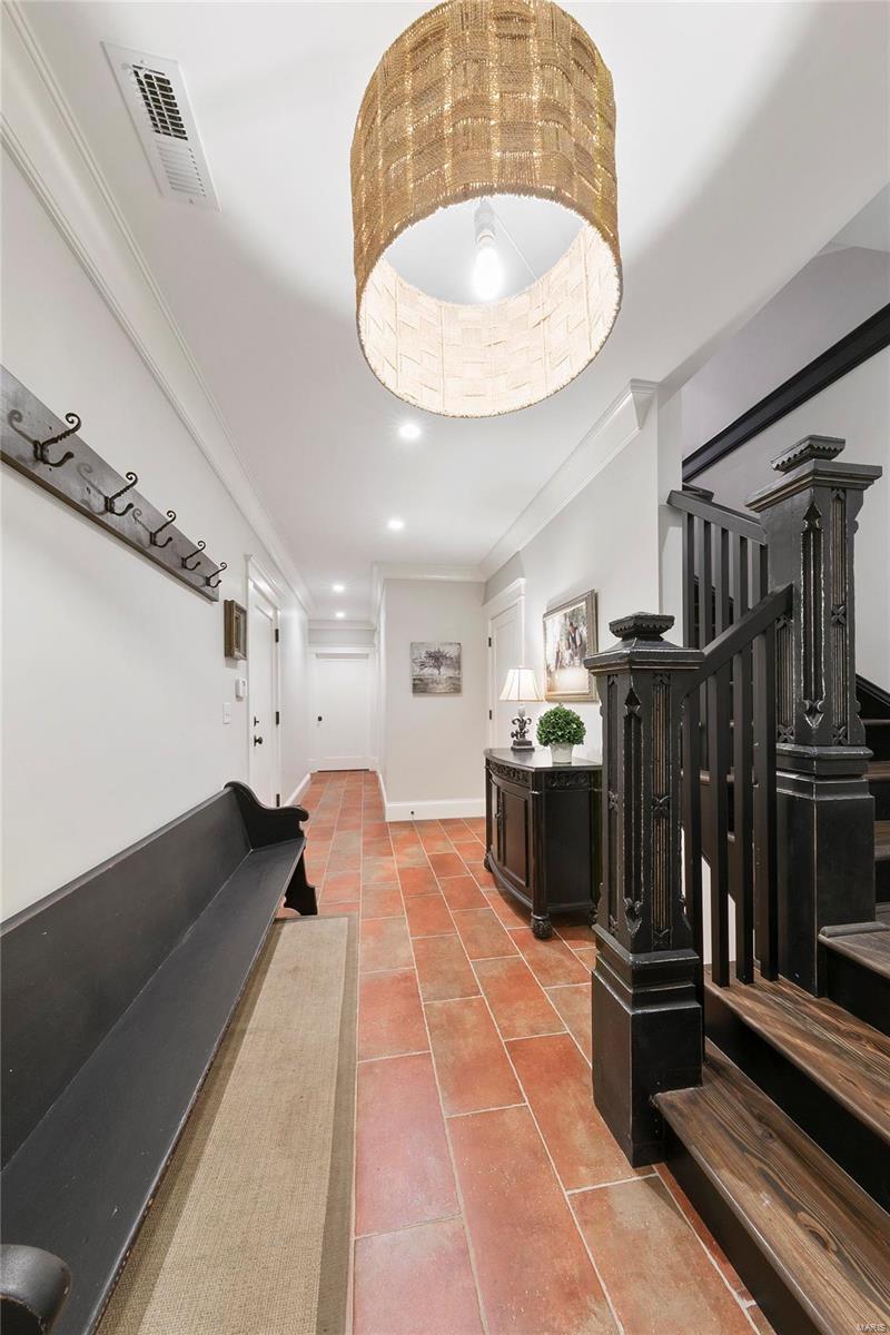 N Bemiston - Residential