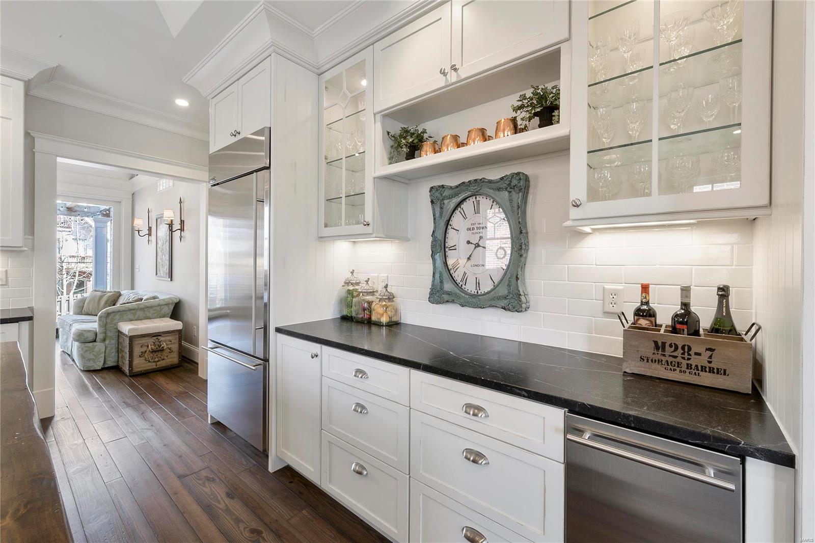 N Bemiston - Residential