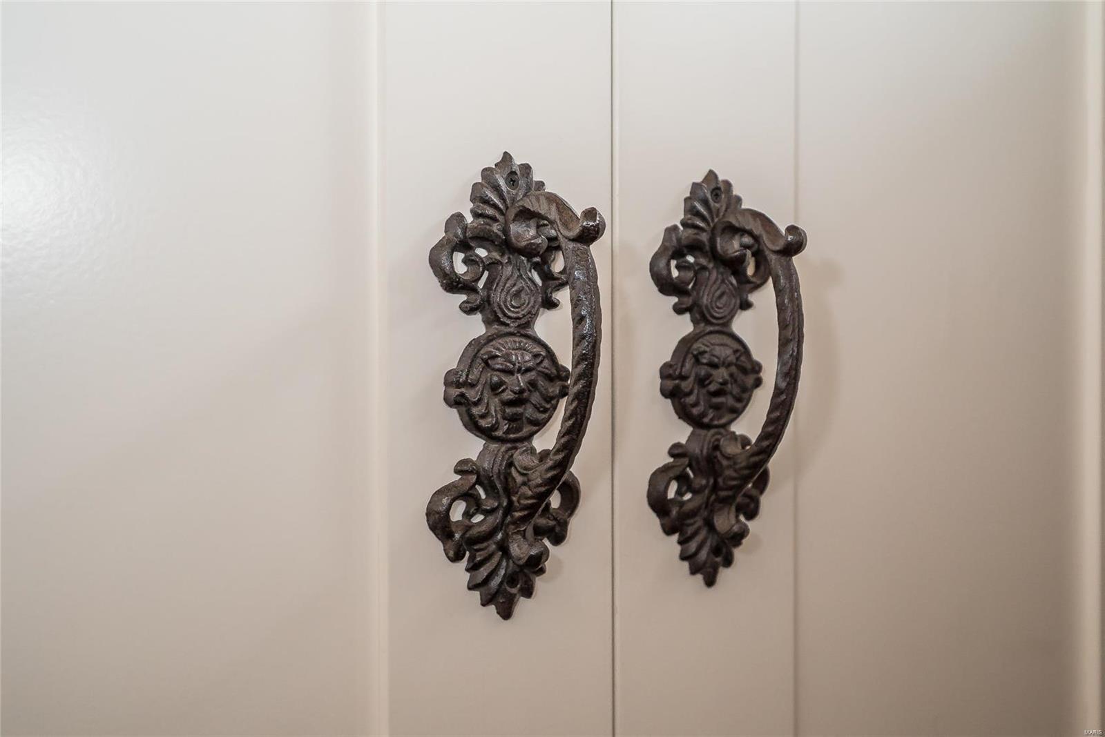 N Bemiston - Residential