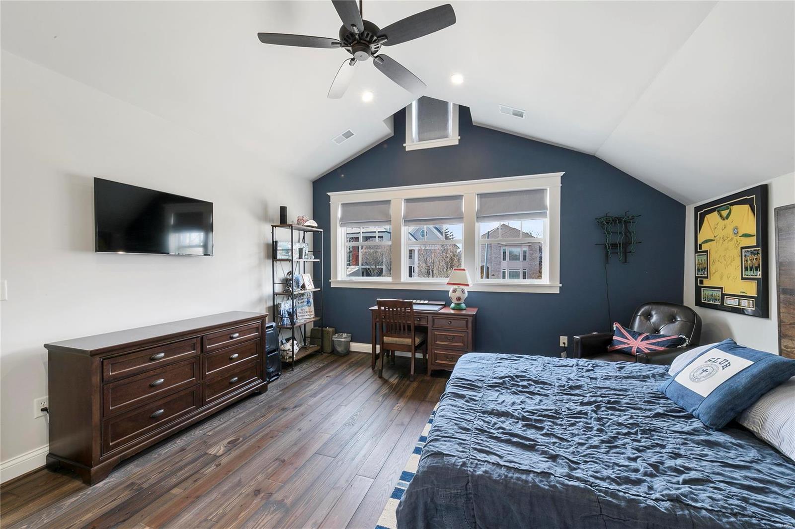 N Bemiston - Residential