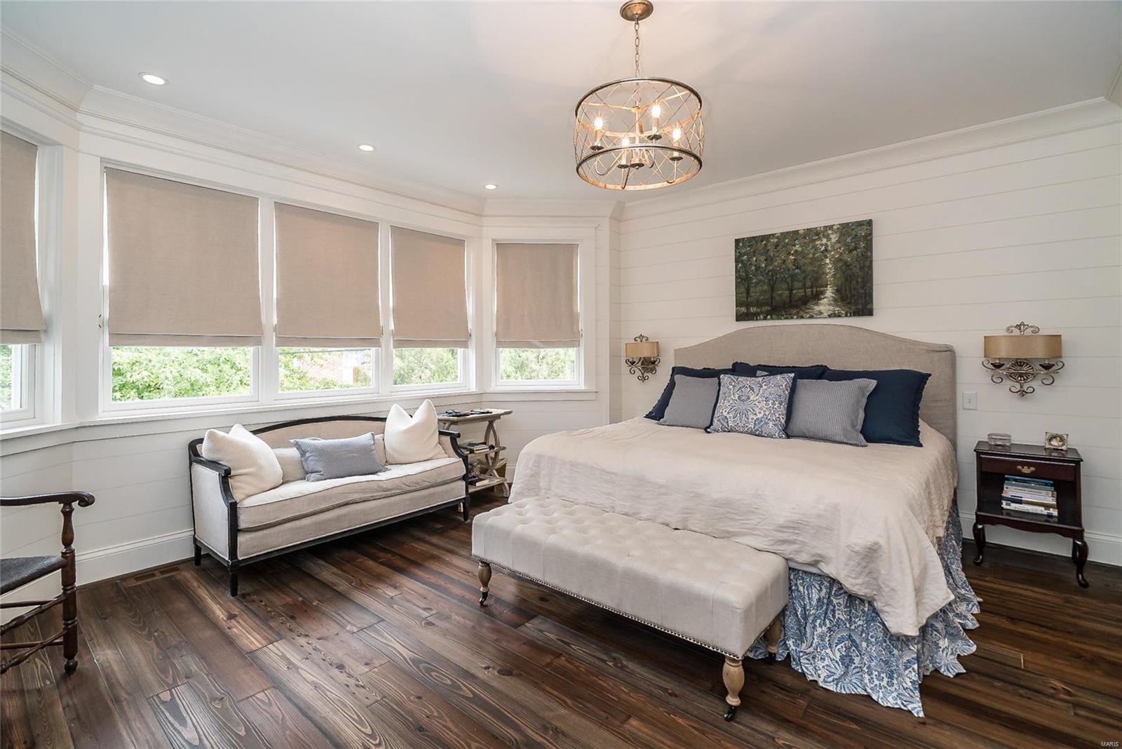 N Bemiston - Residential