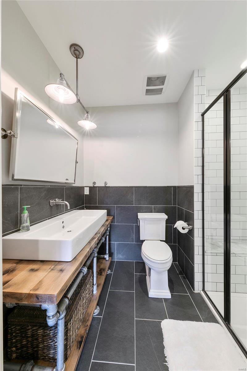 N Bemiston - Residential