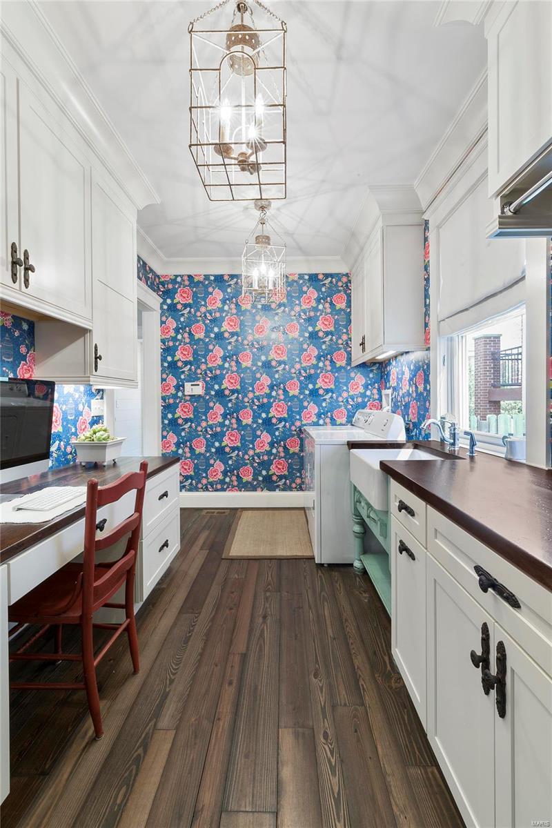 N Bemiston - Residential