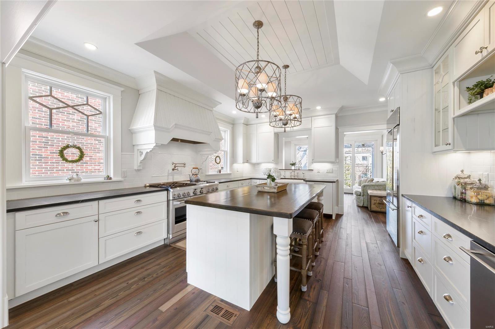 N Bemiston - Residential