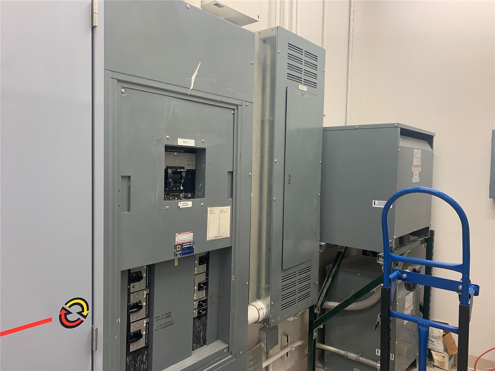 Piper Office Park #1 - Commercial Sale