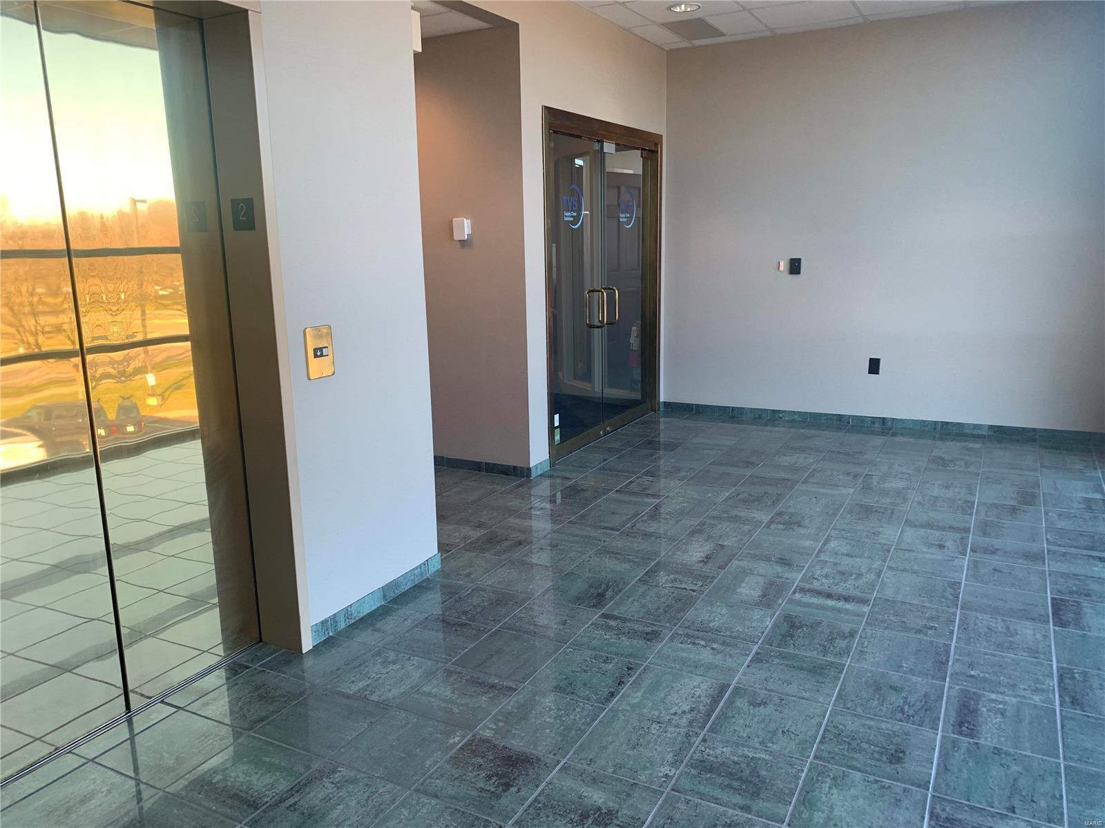 Piper Office Park #1 - Commercial Sale