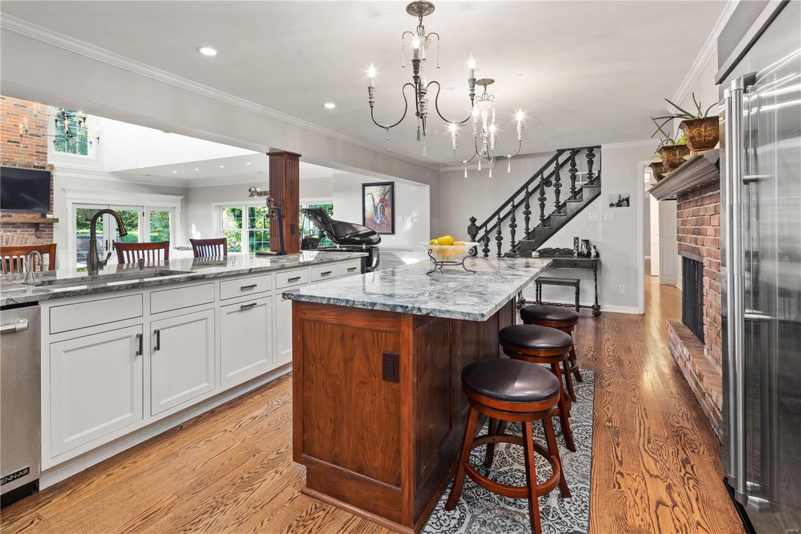 Frontenac - Residential