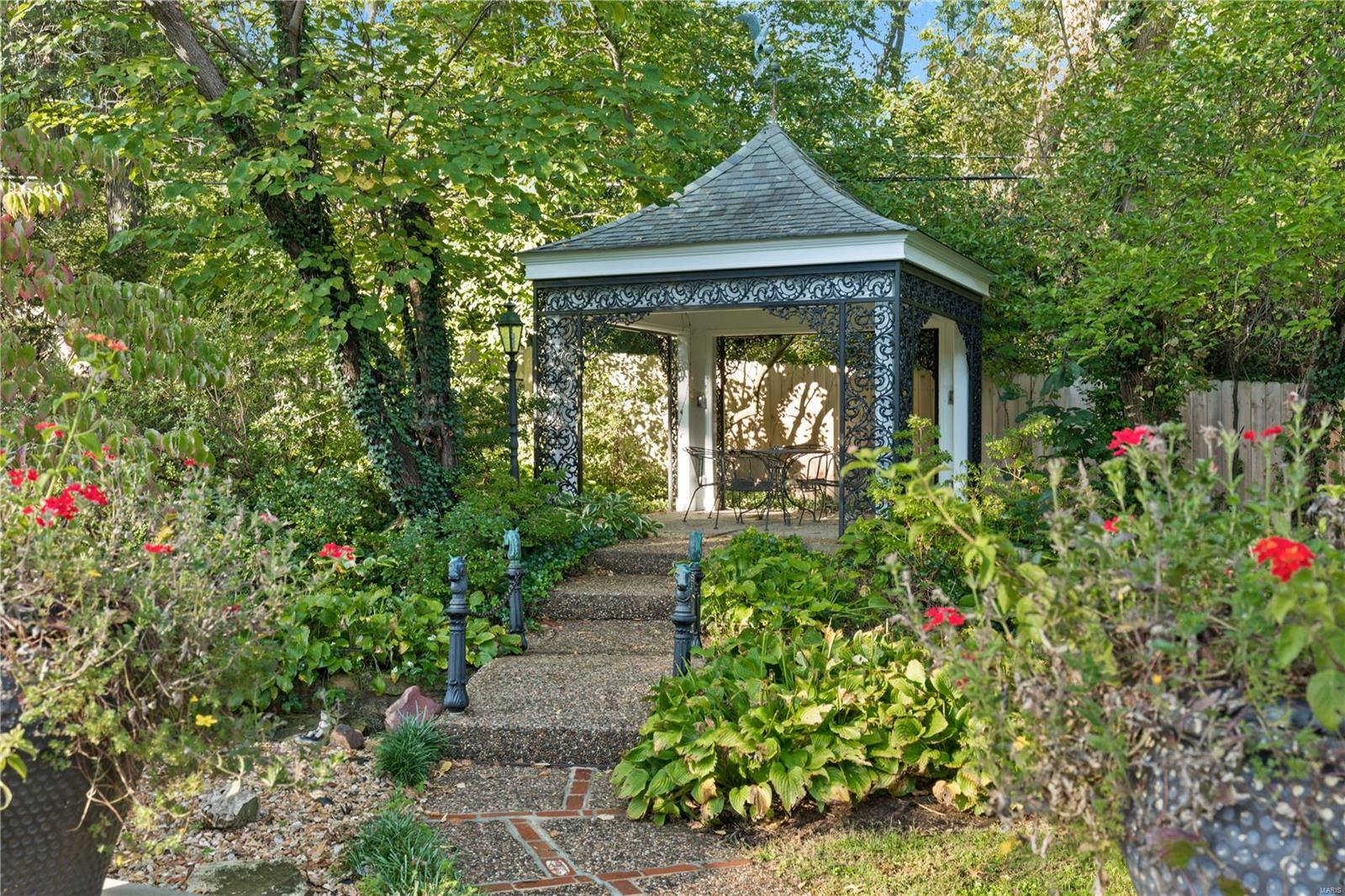 Frontenac - Residential