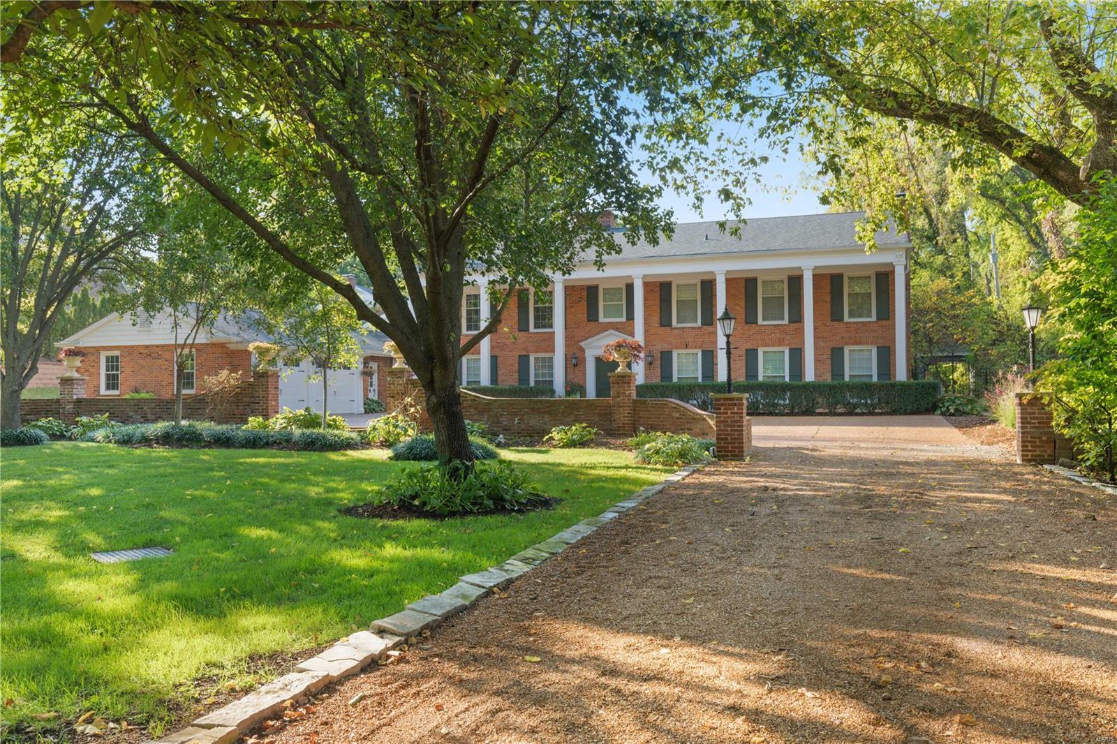 Frontenac - Residential