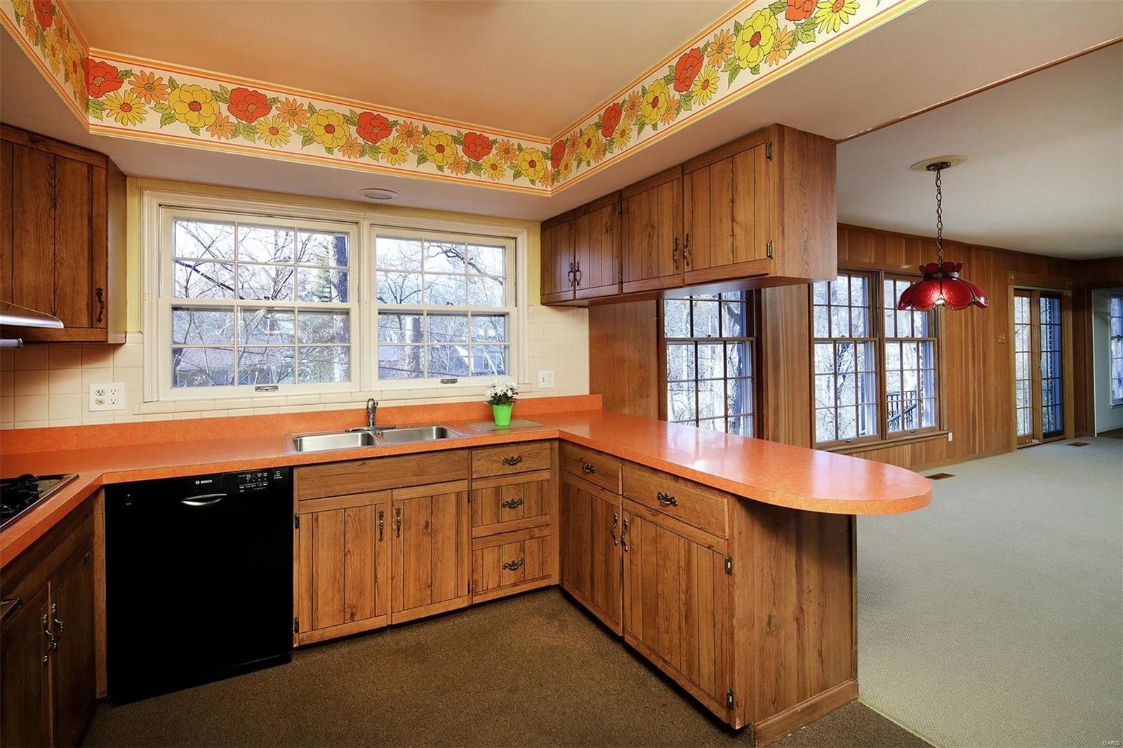 Flower Hill - Residential