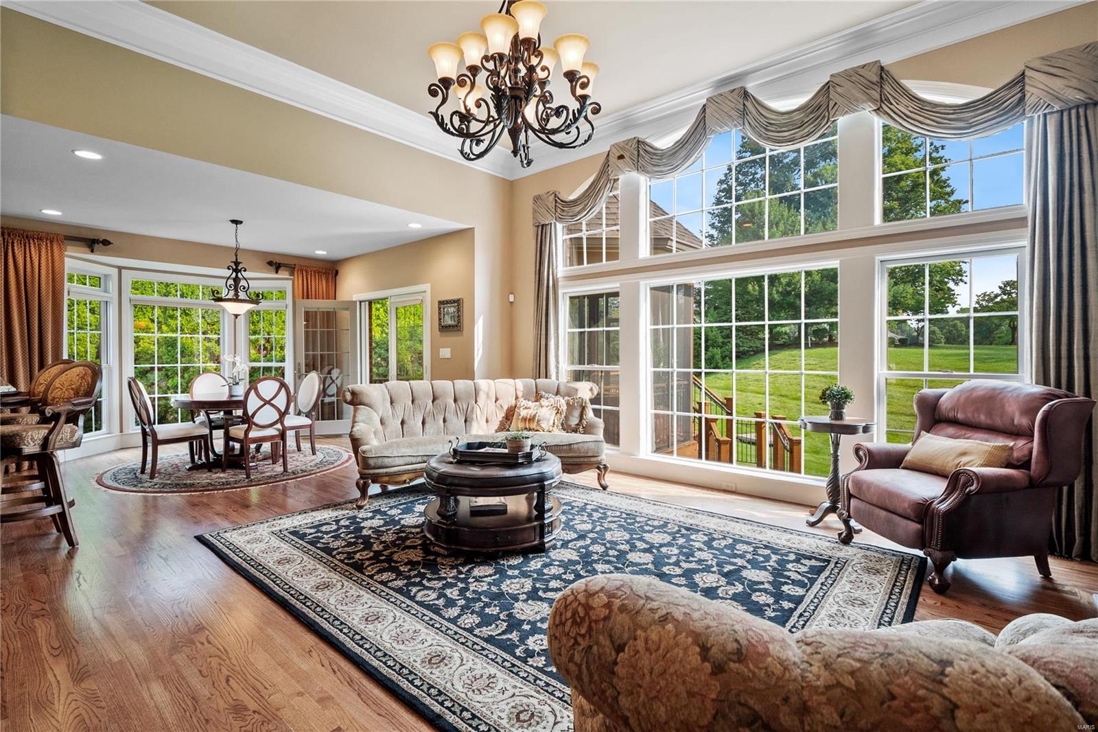 The Villas At Meadowbrook - Residential