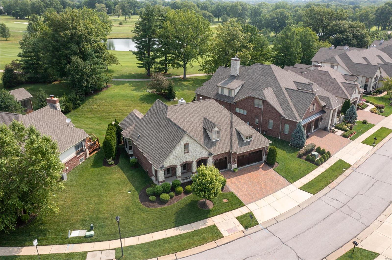 The Villas At Meadowbrook - Residential