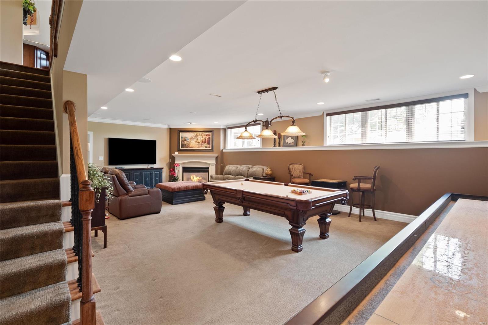 The Villas At Meadowbrook - Residential