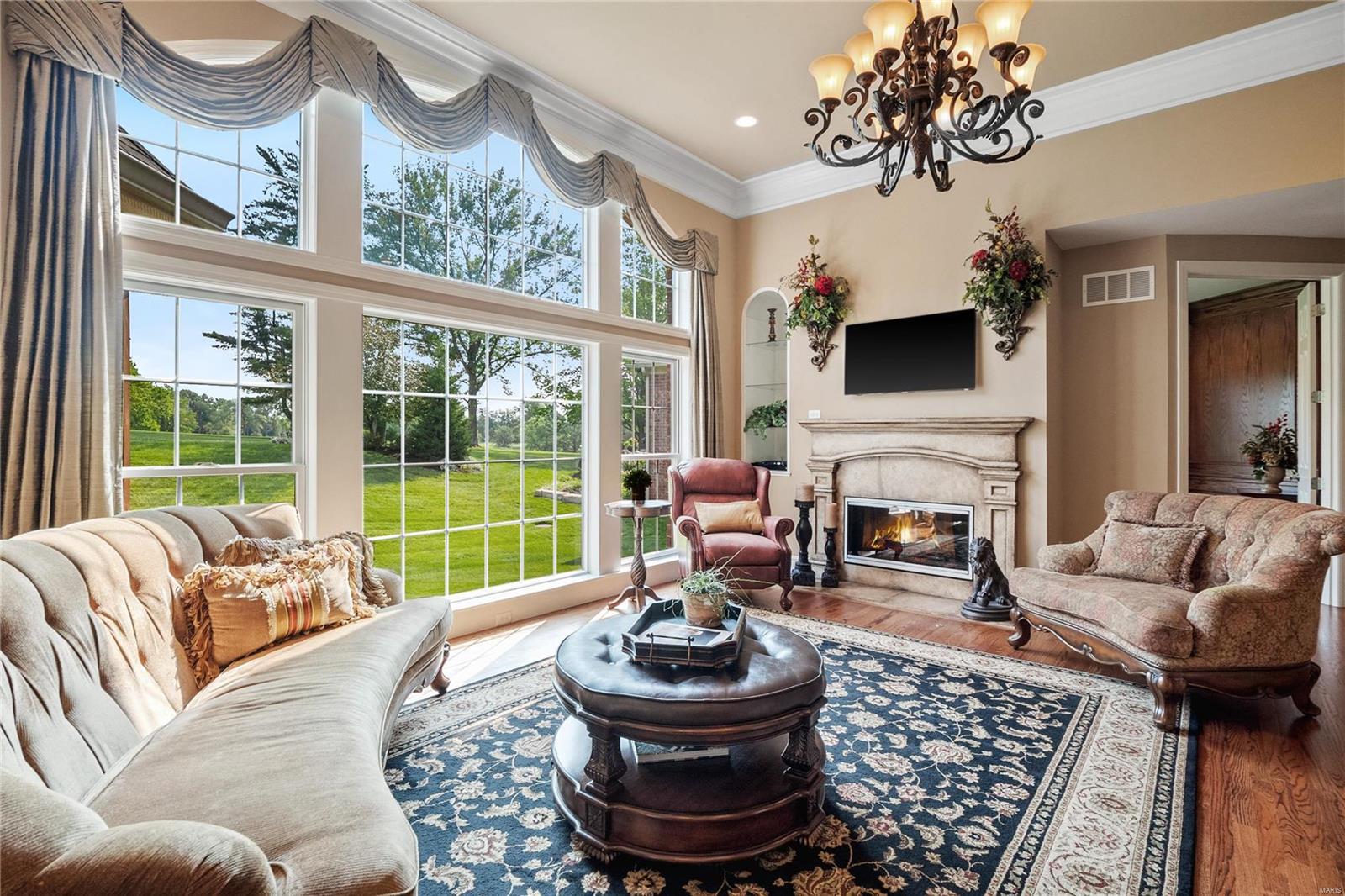 The Villas At Meadowbrook - Residential