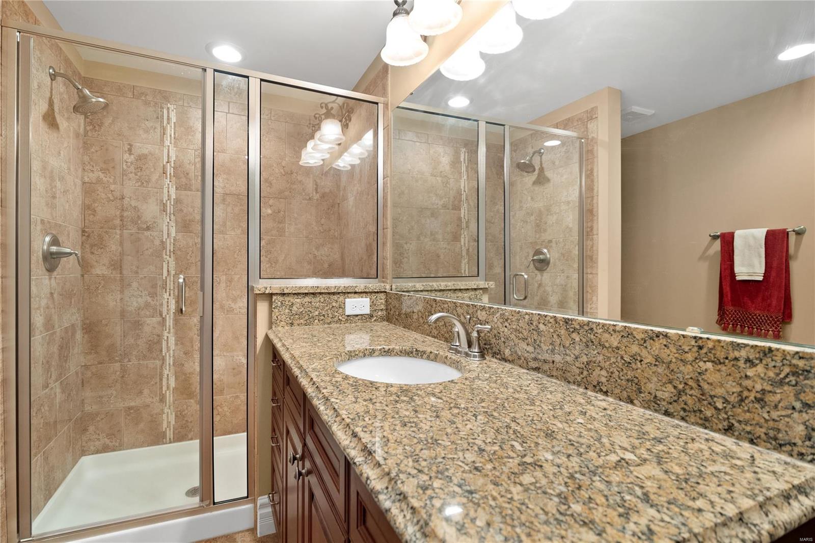 The Villas At Meadowbrook - Residential