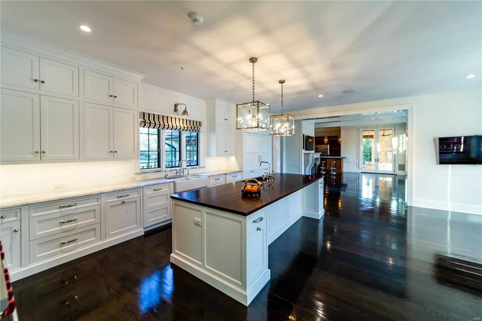 Von Schrader Estate - Residential