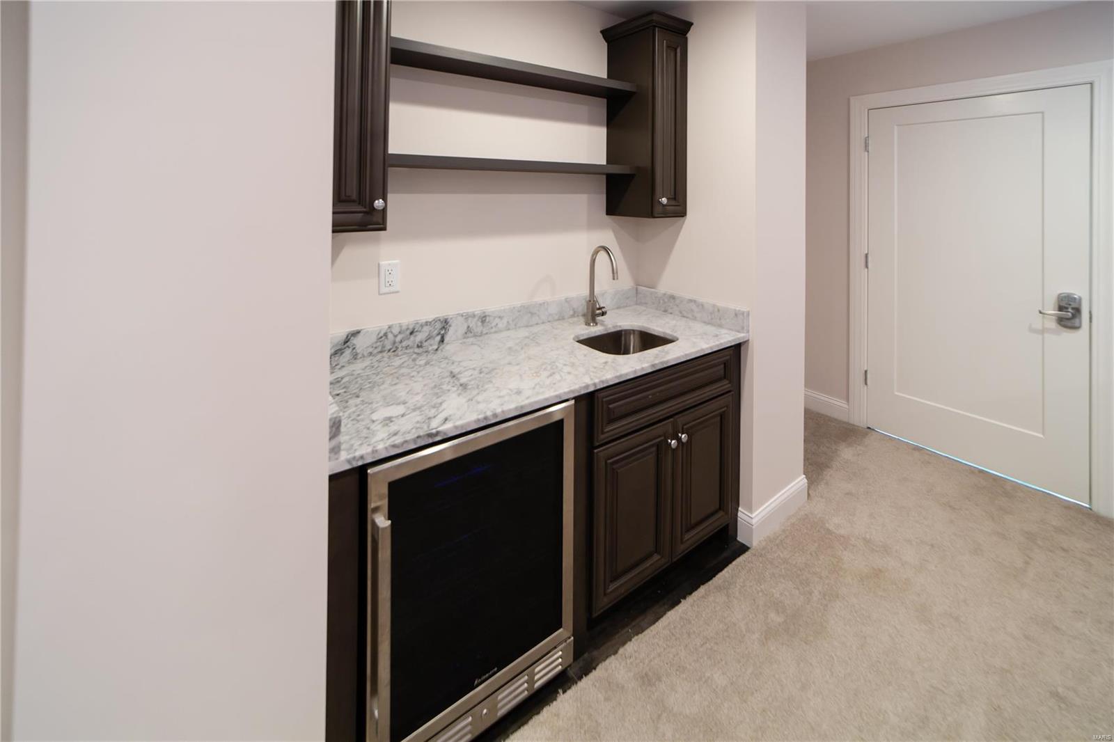 Von Schrader Estate - Residential