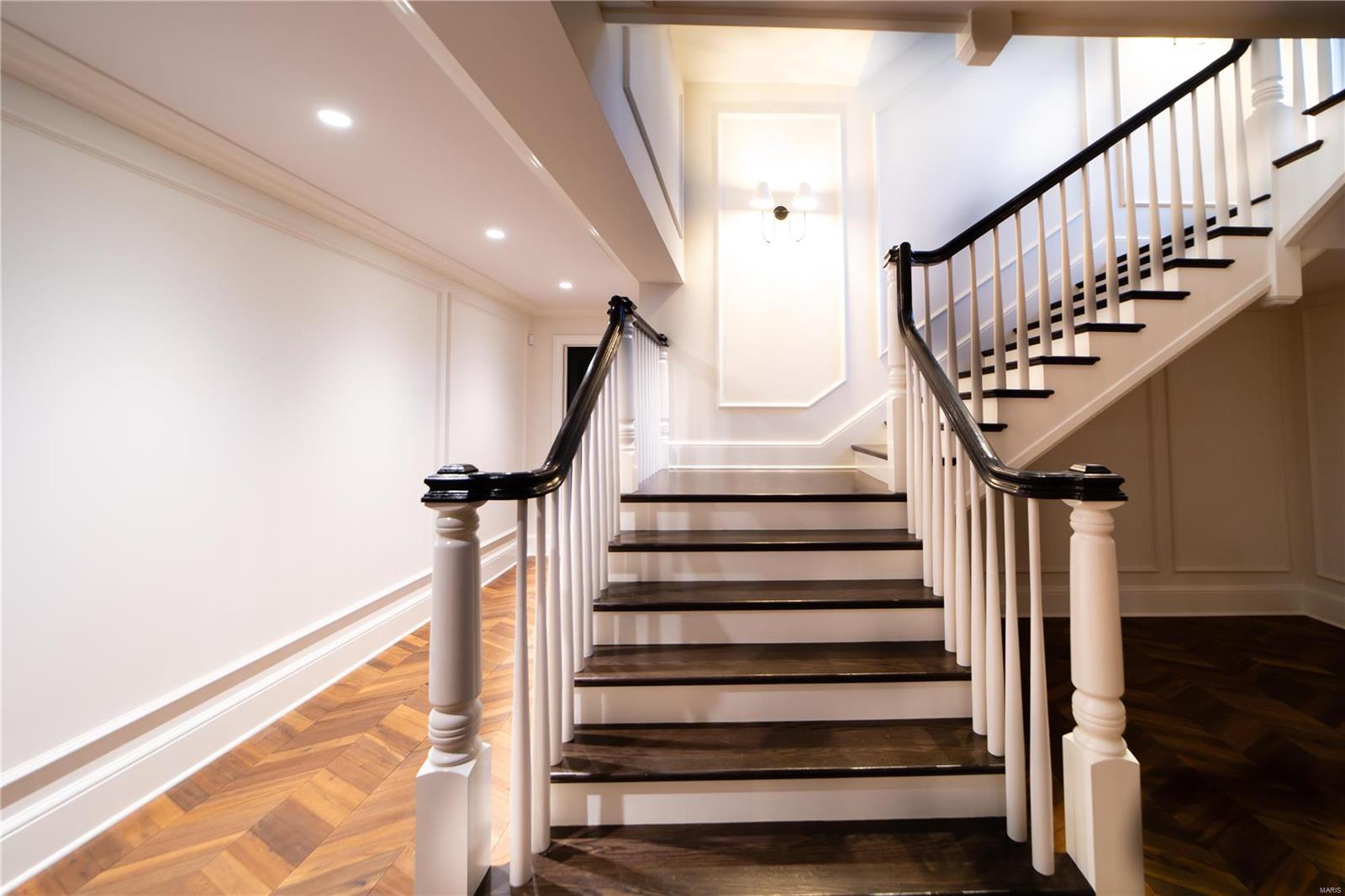 Von Schrader Estate - Residential